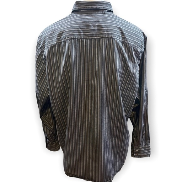 CALVIN Klein black/charcoal gray striped button up shirt
Size XXL - Picture 5 of 8
